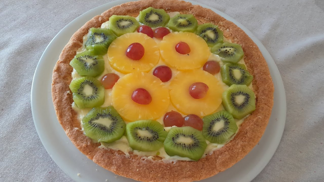 Crostata con crema e frutta 