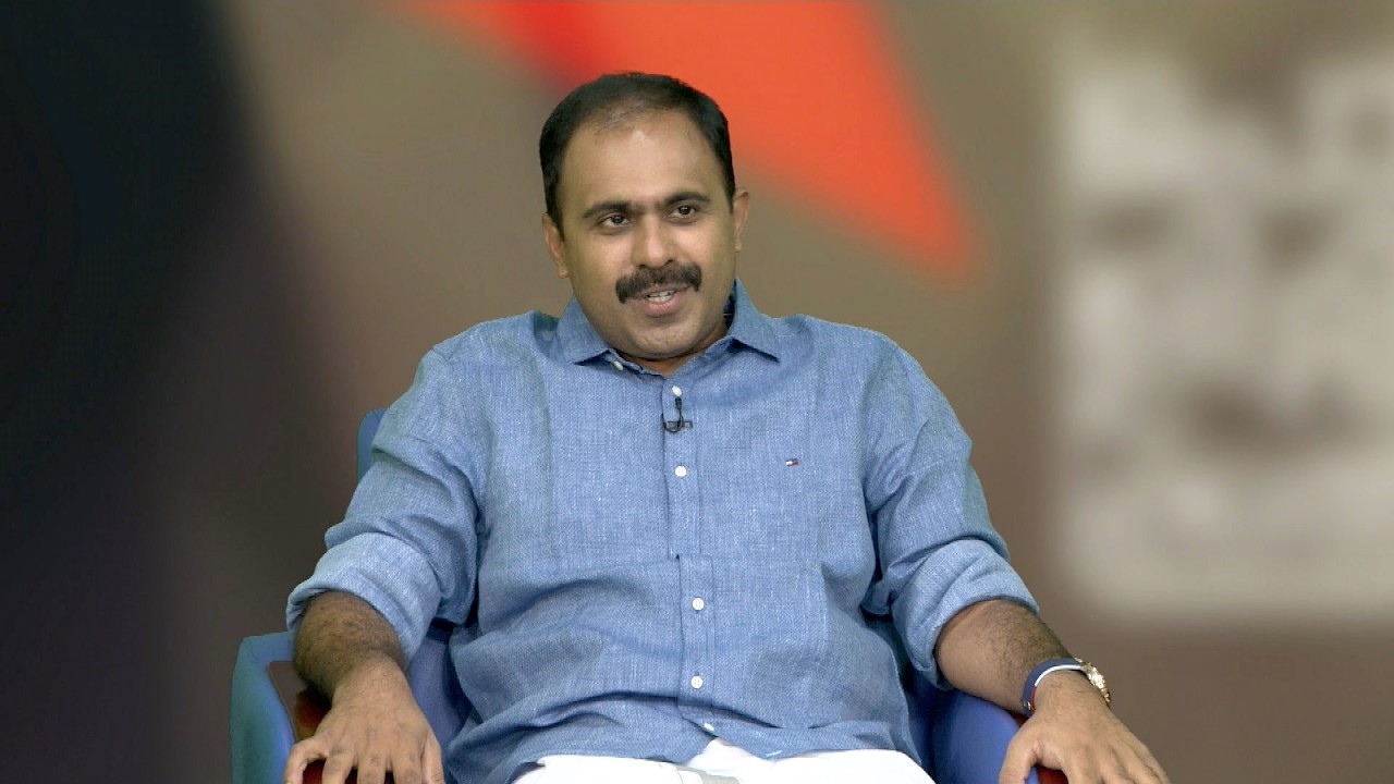 ഇടിച്ചിടിച്ച് അബിൻ ബ്രോ, തടുത്ത് ന്യുജെൻ പട | Abin Varkey | Political Tea