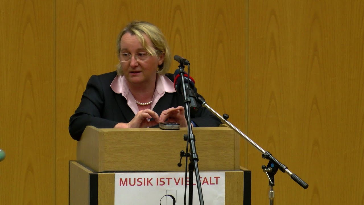 STANDORTDISKUSSION Mannheim: Ministerin Theresia Bauer spricht an der Musikhochschule Mannheim