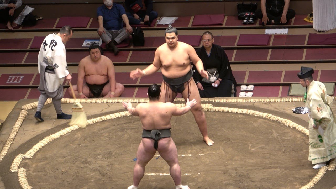 Hokuseiho's May 2021 (Sumo's tallest man)