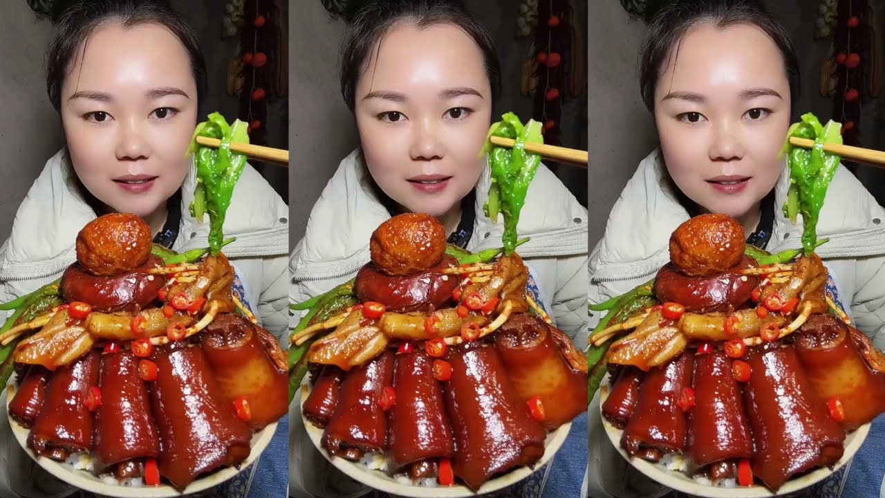 Satisfying Eating Braised Pig’s Tails, Duck Feet & Snail Noodles Supper | Home Cooking