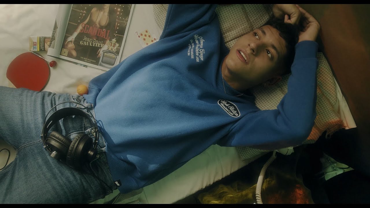 FOTOS - LA CRUZ (Official Video)