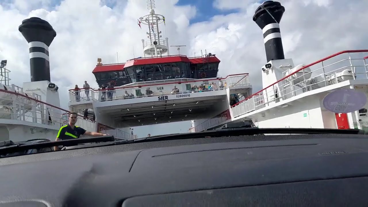 Met de auto aan boord naar Ameland - parkeren op het autodek