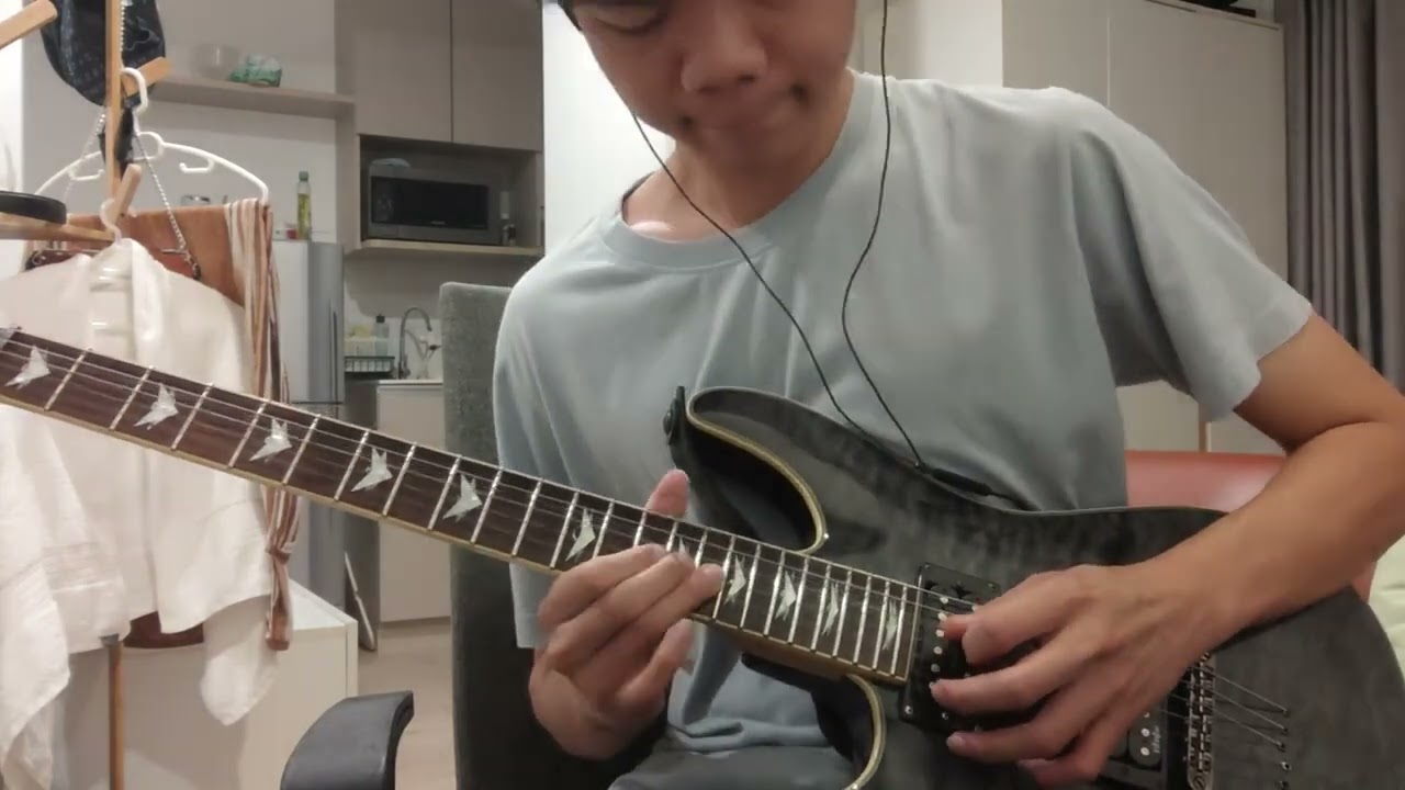 Pink Floyd - Time (Guitar Solo using Mooer GE150)