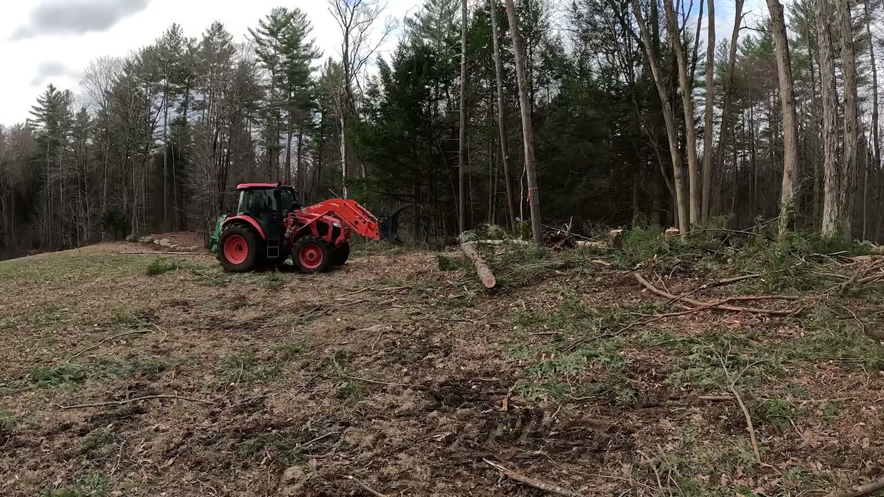 Logging with the Kubota M5-111