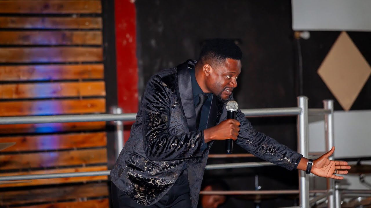 POWERFUL WORSHIP MEDLEY BY PROPHET WISDOM •5 UPLIFTING SONGS