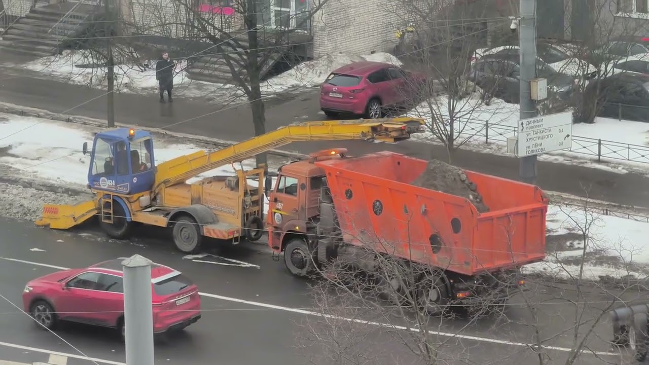 Snow removal in St. Petersburg [Grader, MTZ-82, snow blower, KamAZ trucks, Scania] 01.03.2026