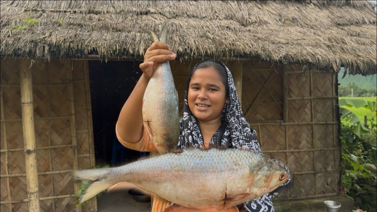 এই প্রথম ডিম ভরা কাঁচা ইলিশ দিয়ে সরষে ইলিশ রান্না করলাম | Shorshe ilish recipe 