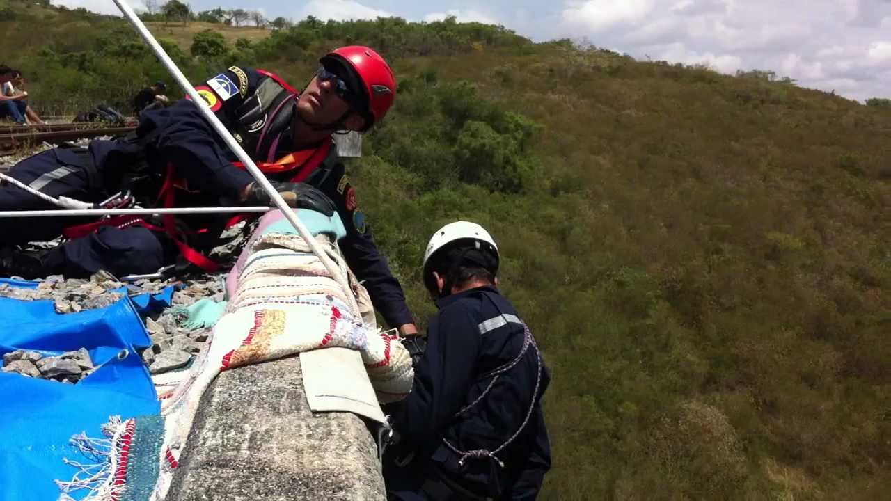 RAPEL NA PONTE CASCAVEL