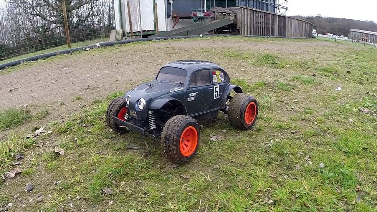 TAMIYA BLITZER BEETLE - BACK AT THE RC TRACK.