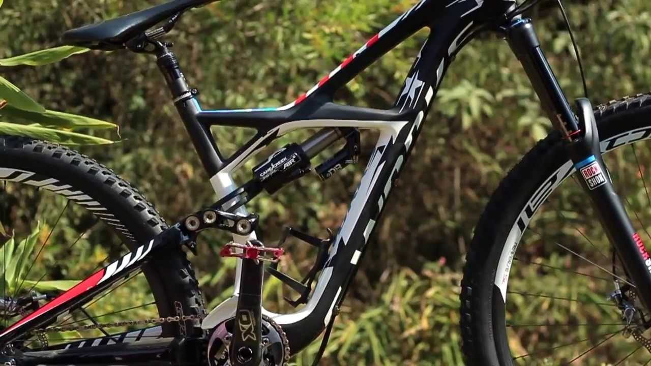 Specialized Racing: 2013 UCI Downhill World Championships