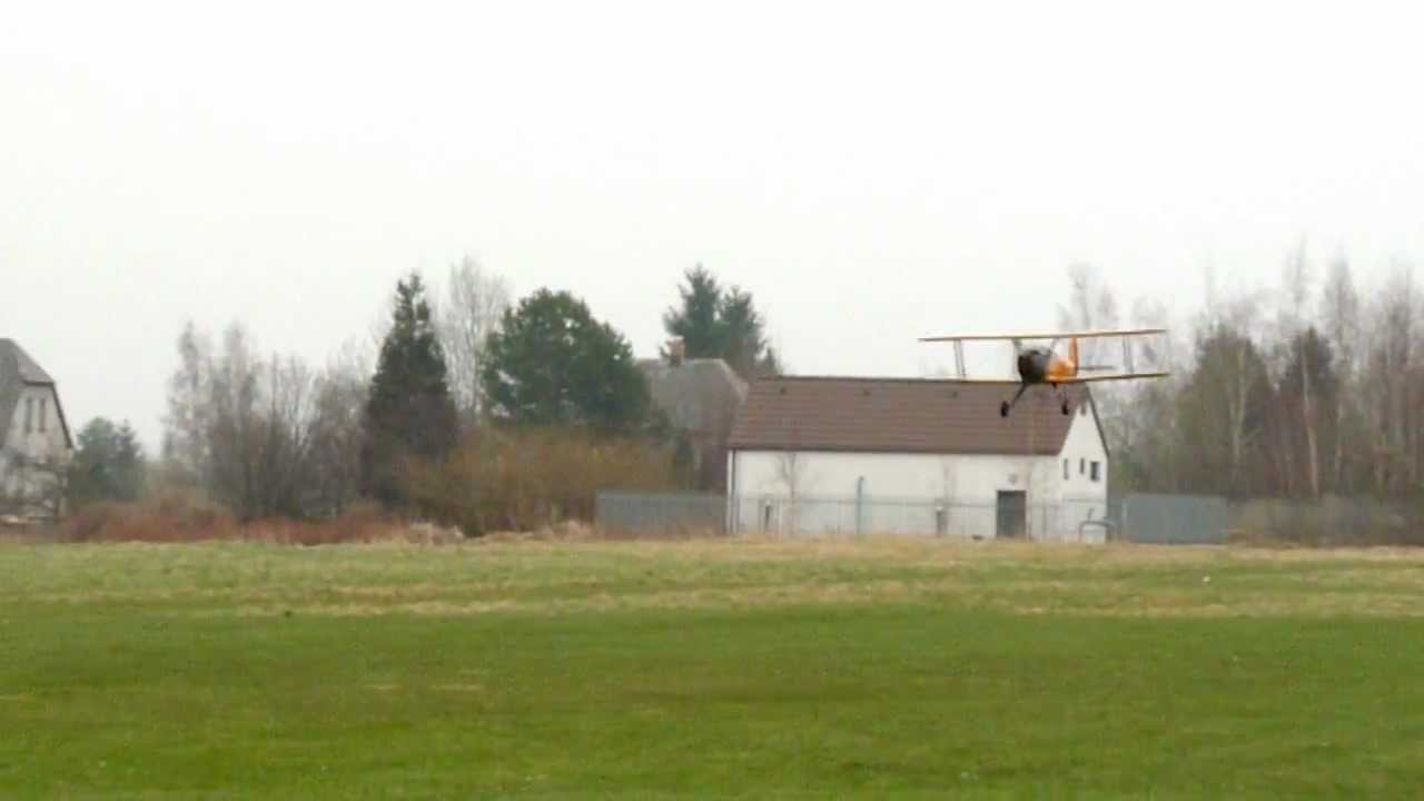 B&uuml;cker BU 131 Jungmann.mp4