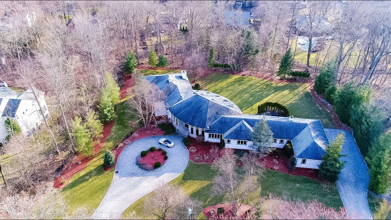 50 Rolling Ridge Rd, Upper Saddle River, NJ 07458 | Joshua M. Baris | Realtor | NJLux.com