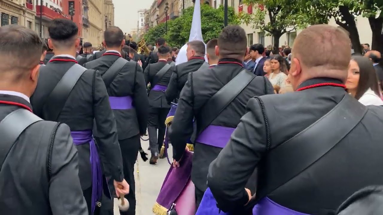 Triana llora tus Penas | La Cena por la avenida de la Constitución 2024