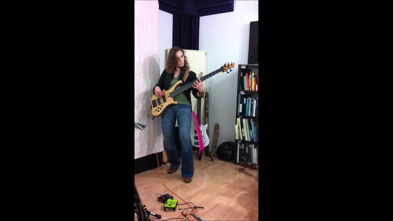 Ariane Cap GrooveMedley