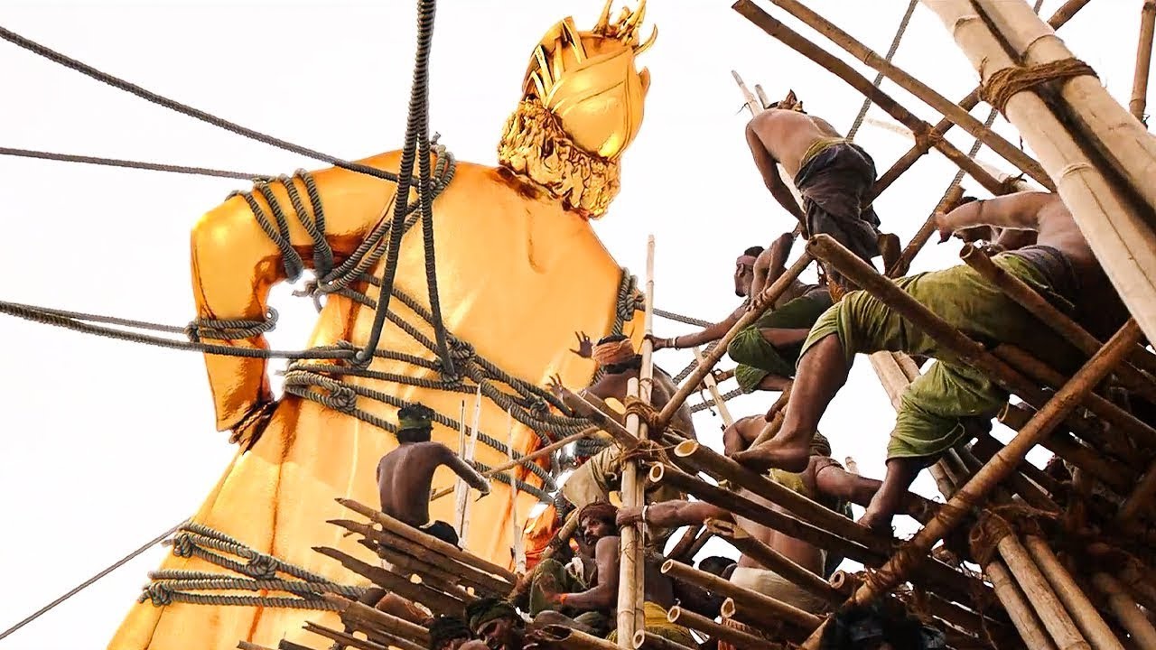 50 गज की प्रतिमा 100 200 लोगो की बलि तो ले ही सकती है   Bahubali Movie Ka Jordar Scene