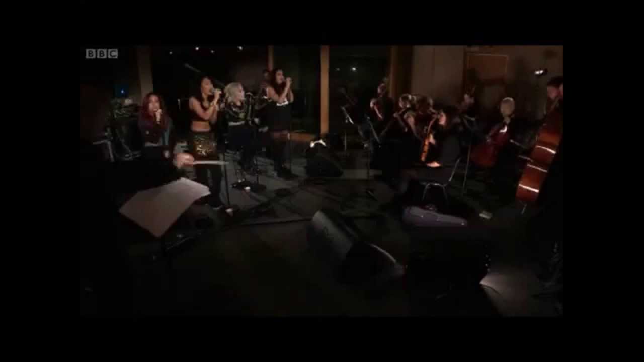 Little Mix DNA Acustico
