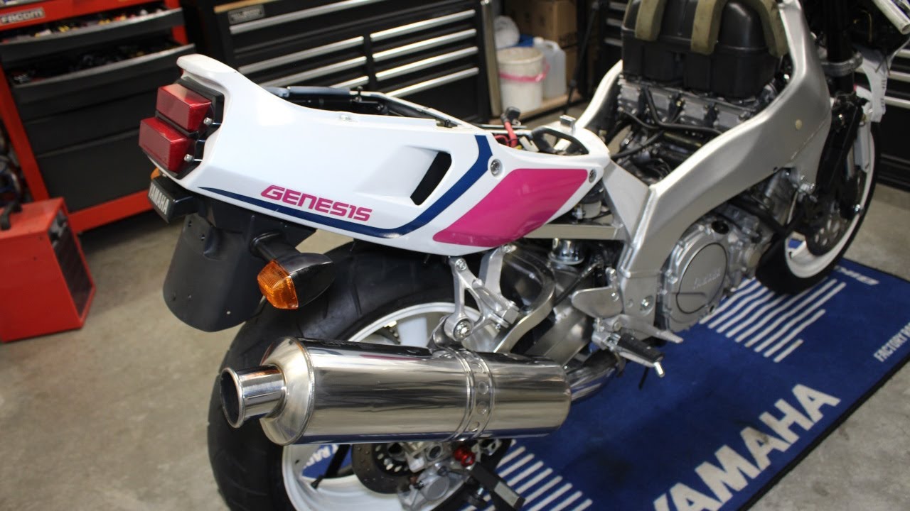 YZF 750 Assembly pt 6