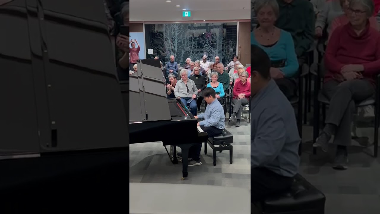 Evan  Ni performs River Flows in You , by Yiruma