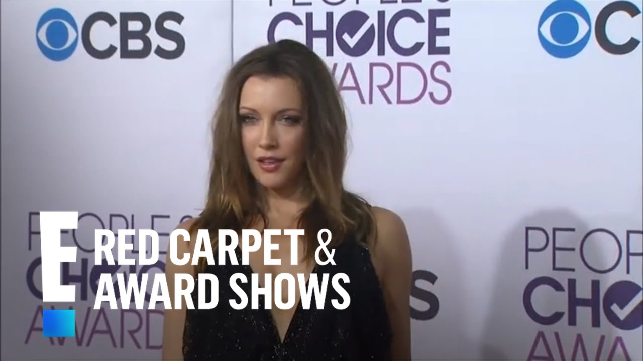 Matt Bomer on the Red Carpet | E! People's Choice Awards