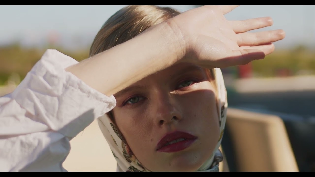 Nikolina Tomljanović feat. Martina Majerle - Sunny, sunny, sole, sole