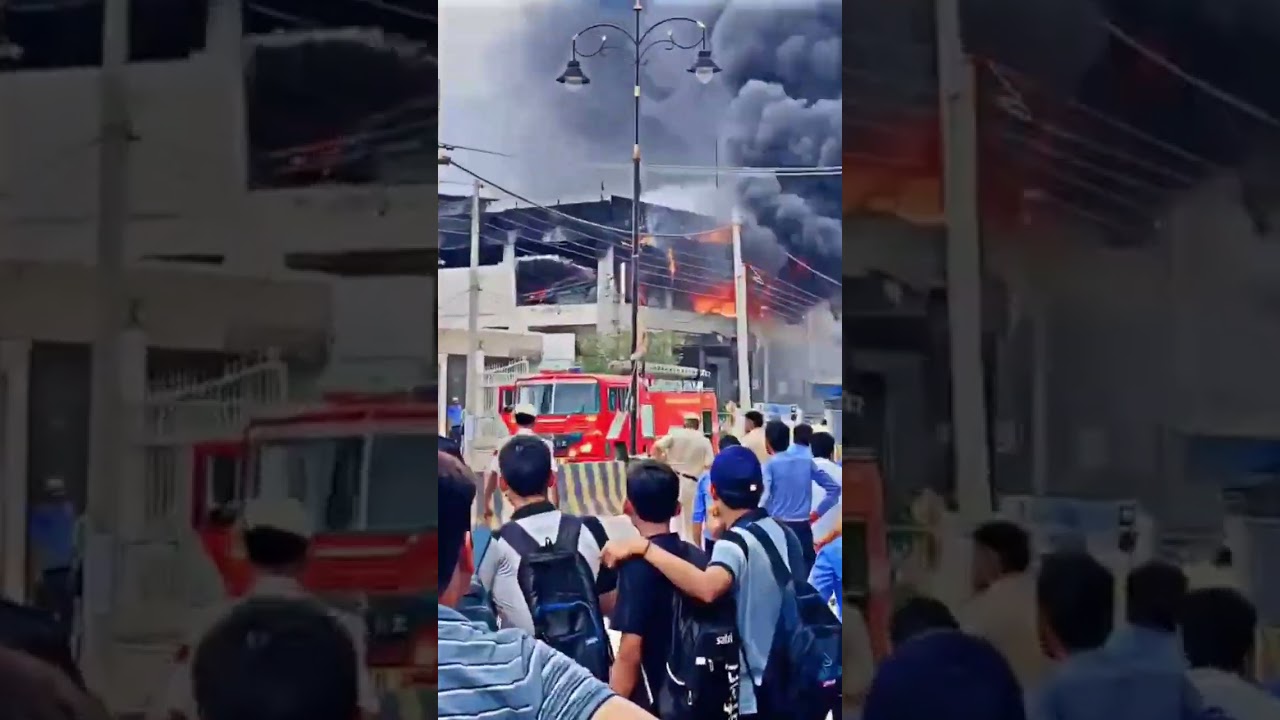 Fire caught in Rewari Hyundai #viral #trending #fire