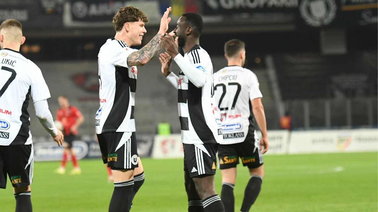 REZUMAT | U Cluj - Csikszereda 4-1. Ardelenii au făcut spectacol, ciucanii s-au întrecut în ratări