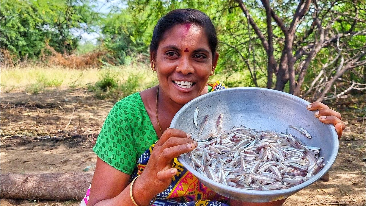 நெத்திலி மீன் குழம்பு மாங்காய் முருங்கை Anchovy fish broth Mango drumstick