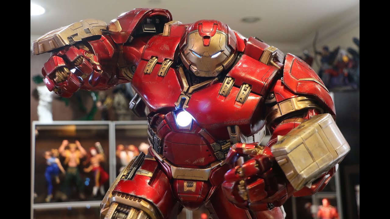 Hulkbuster Statue by Imaginarium Art