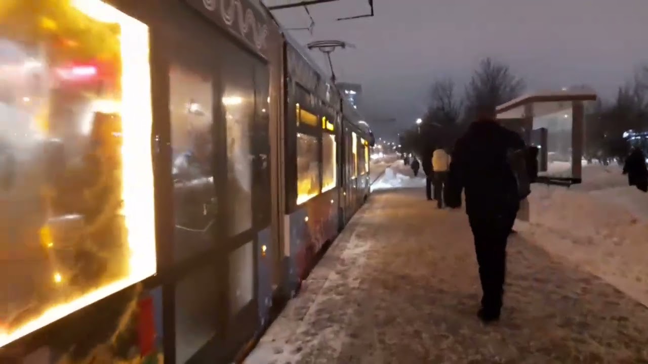 Отправленте трамвая новогоднево