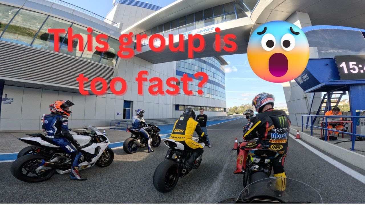 Sunny relaxed Laps in Jerez on Yamaha R1 fastest group