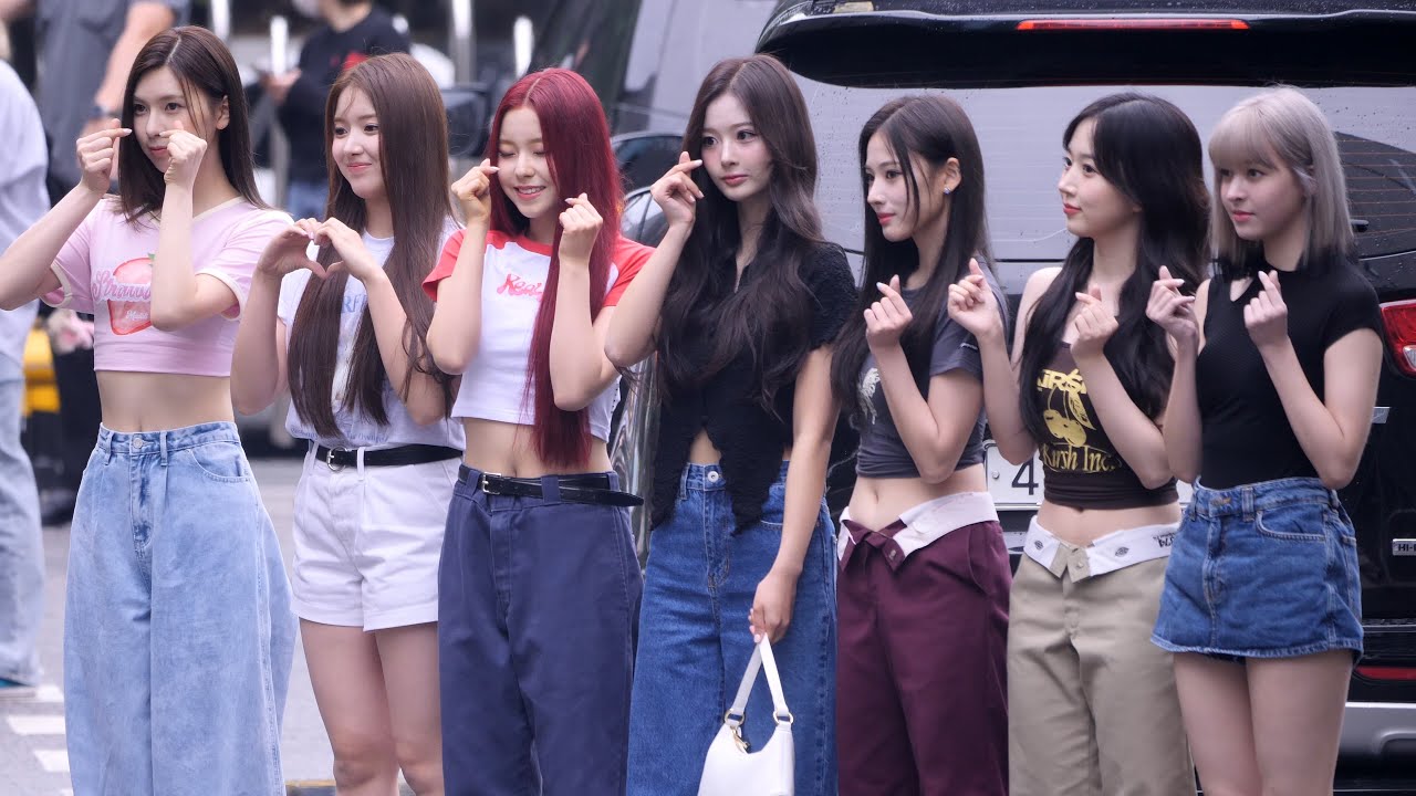 220624 엔믹스 (NMIXX) 4K Cam (뮤직뱅크 상반기 결산특집 출근길)