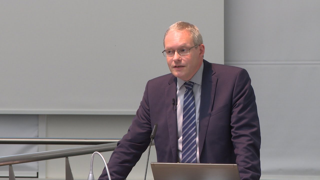 Einf&uuml;hrung: Institutionen religi&ouml;ser Bildung