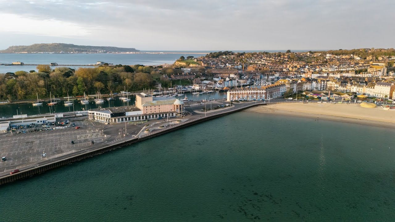 Weymouth Pavilion webcam