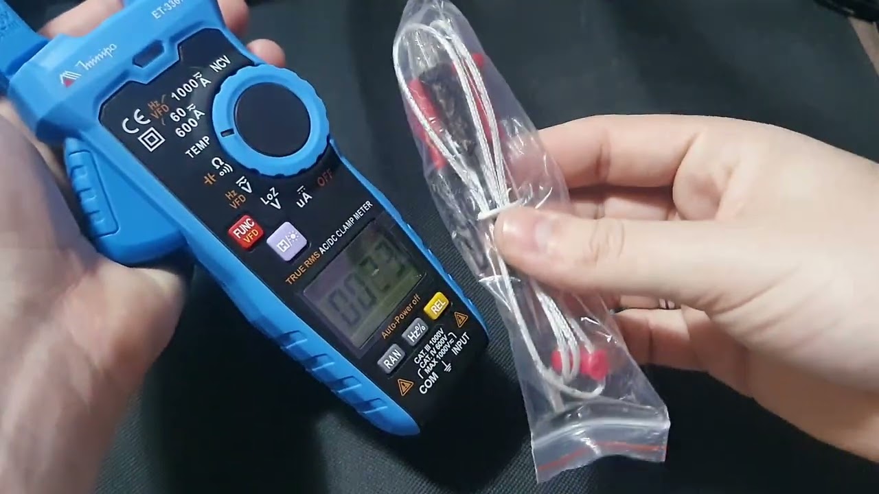 Alicate amperímetro minipa ET-3367C funções