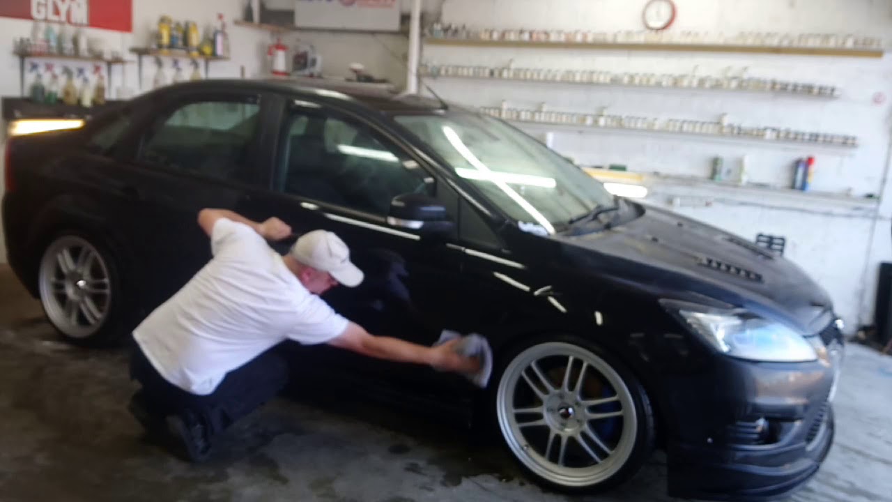 Modified Ford focus mk2 saloon quick clean for car show