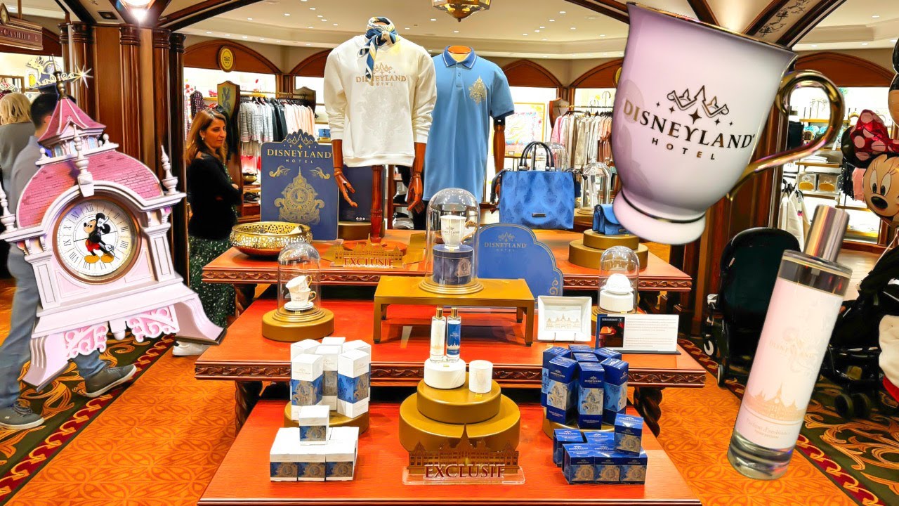 Disneyland Paris - Es gibt exklusives Merch im Disneyland Hotel - Rundgang durch den Hotelshop 💰