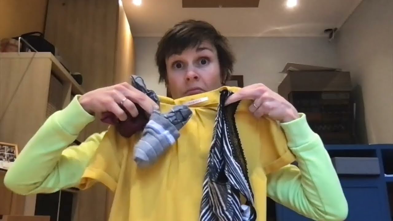 Liedje over KLEREN & KLEUREN - op de melodie 