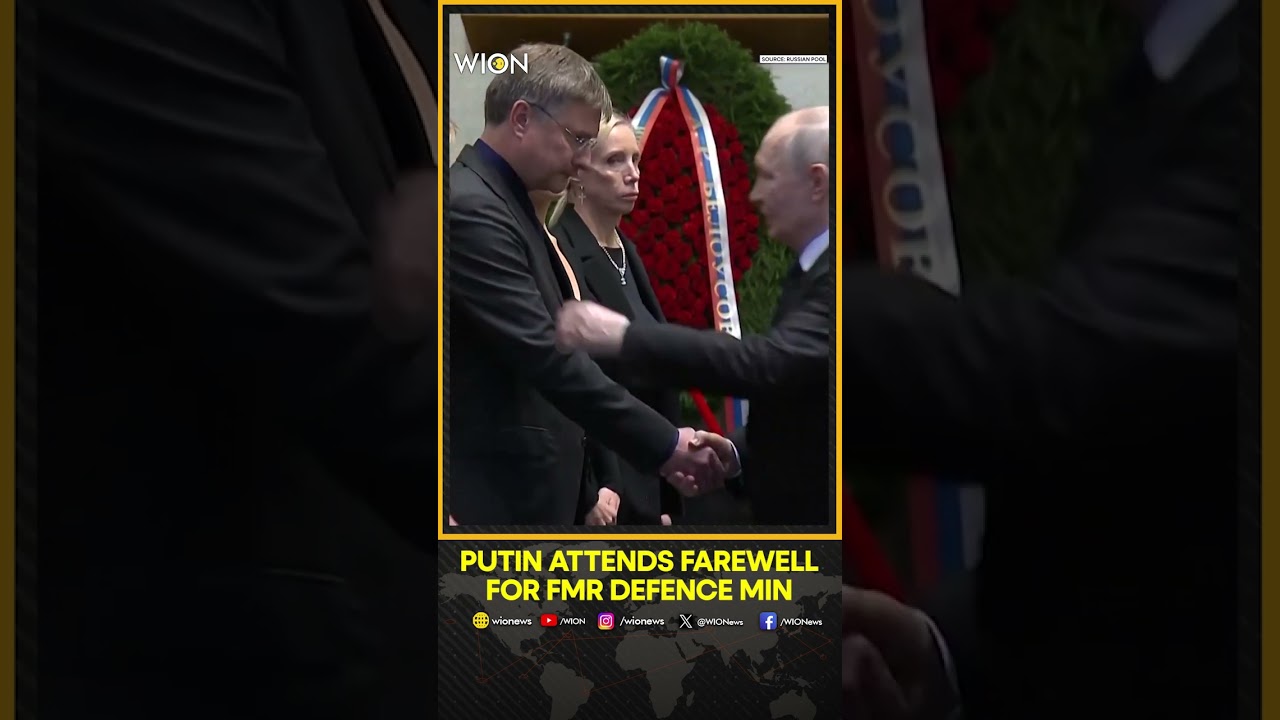 Putin Attends Farewell for Former Defence Minister