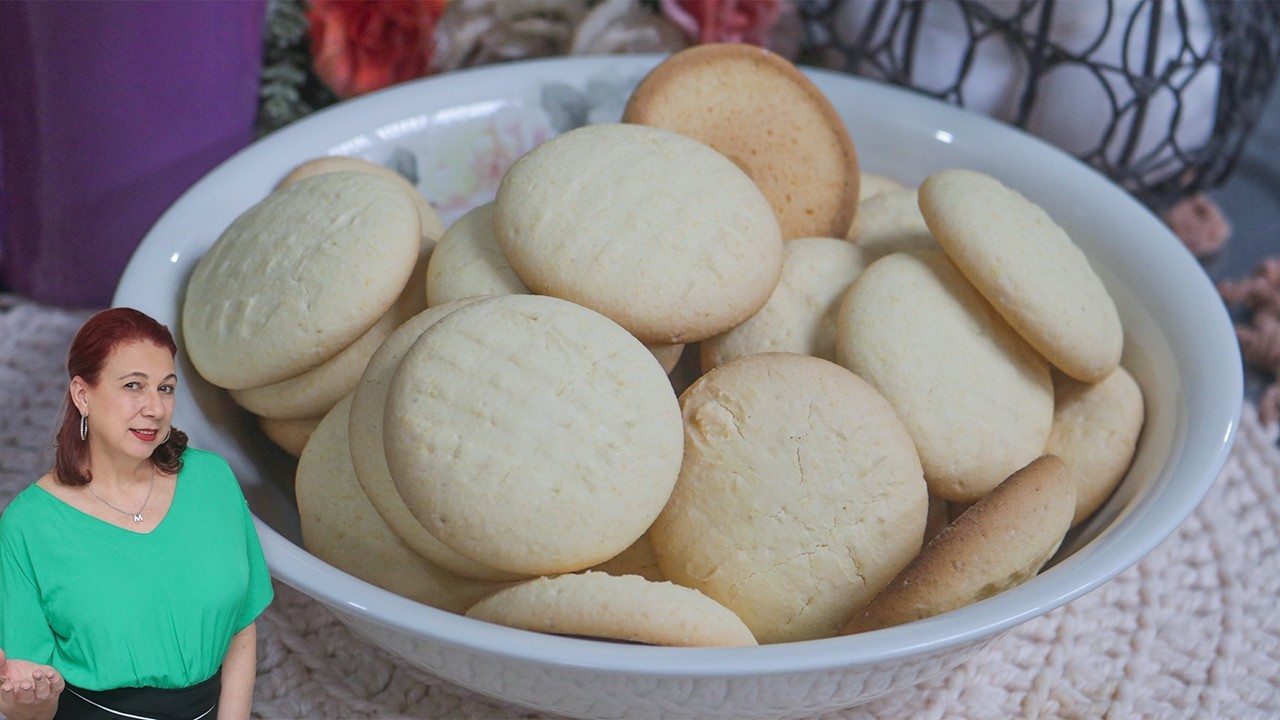RECEITA ANTIGA DE BISCOITO CASEIRO DA VOVÓ | Passo a Passo de Como Fazer Bolacha de Fubá