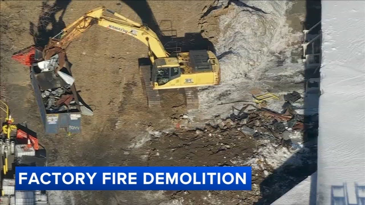 Demolition and debris cleanup begin after massive SPS fire in Abington Township, Pa.