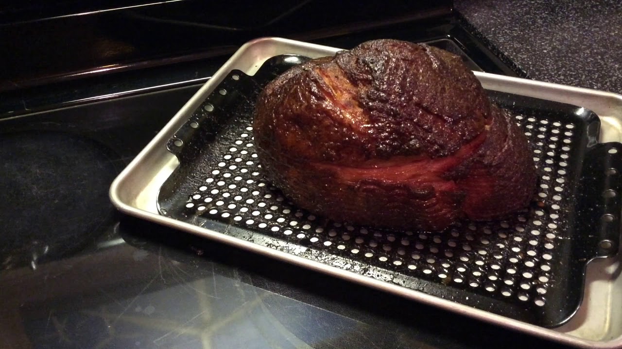 Spiral Cut Ham On The Oklahoma Joe&rsquo;s Highland