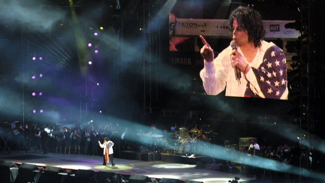 +5 Facts which prove that Michael Jackson is singing LIVE even behind the PLAYBACK (1996-2002)