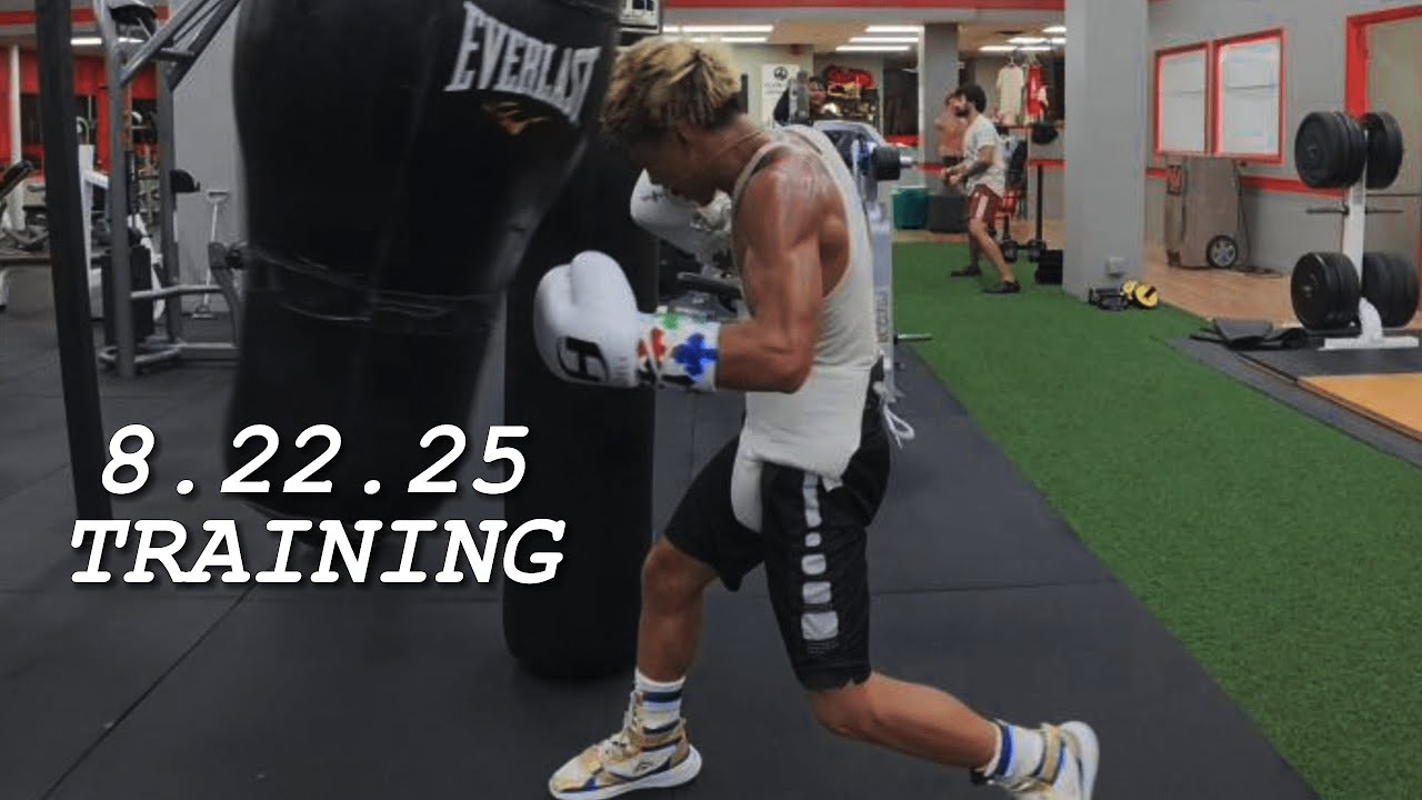 Boxing Training in 2025 as a 16 Year Old..