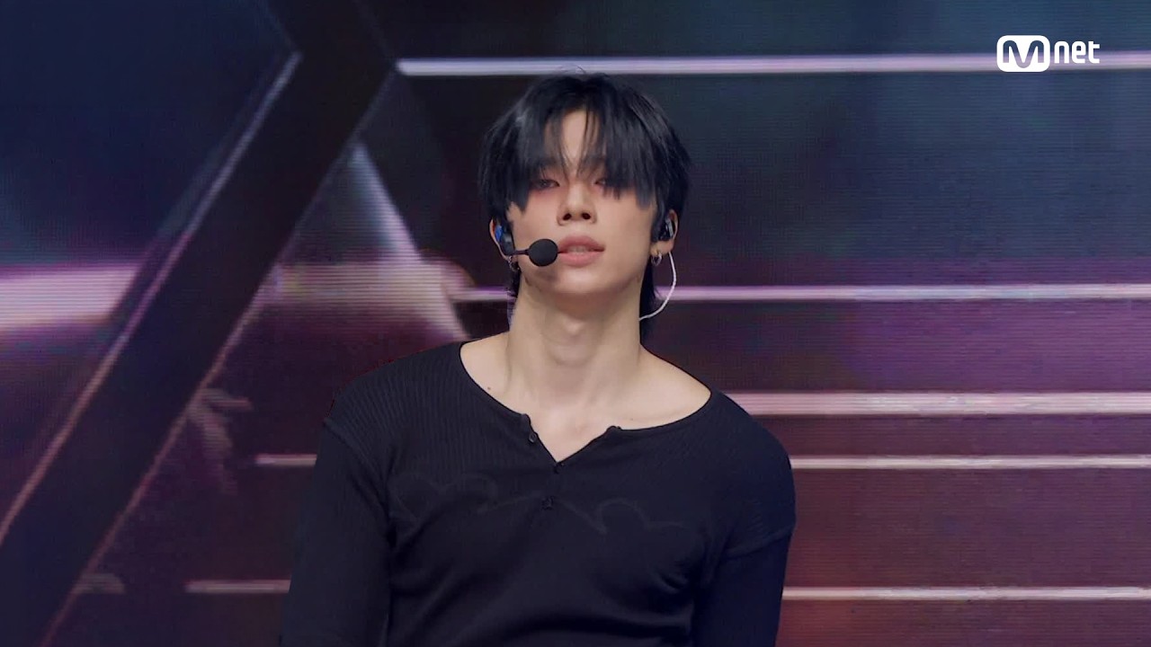 '최초 공개' NEXZ - LOCO #엠카운트다운 EP.943 | Mnet 260827 방송