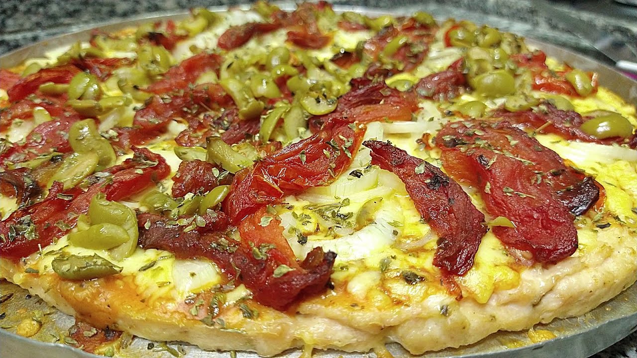 PIZZA  COM MASSA DE FRANGO SEM TRIGO  NUNCA TINHA COMIDO NADA IGUAL UMA VERDADEIRA DELICIA