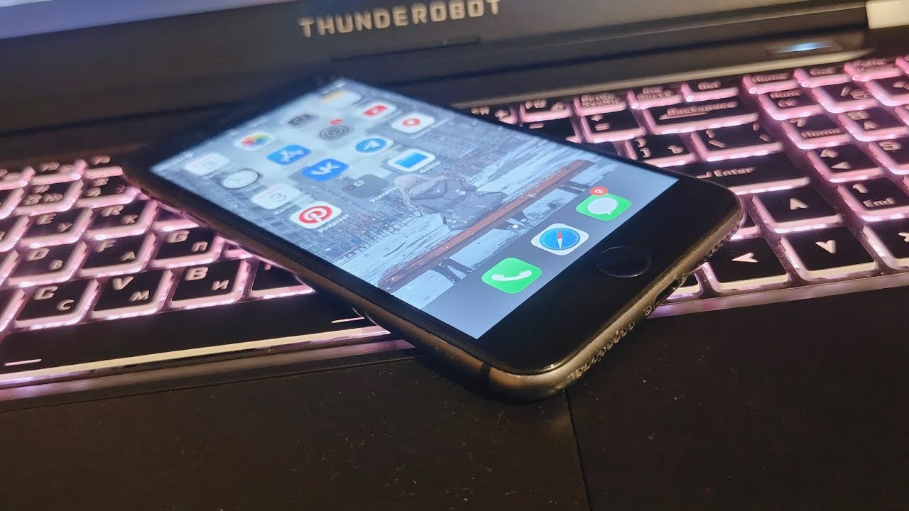 Я использовал iphone 8 plus неделю в 2025