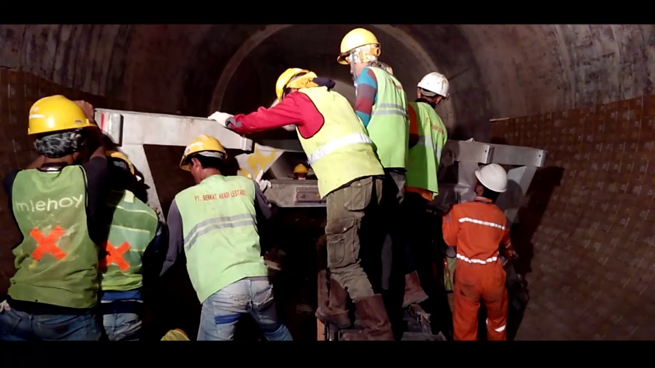 Kiln Bricklining plant 7 PT.INDOCEMENT TUNGGAL PRAKARSA.Tbk