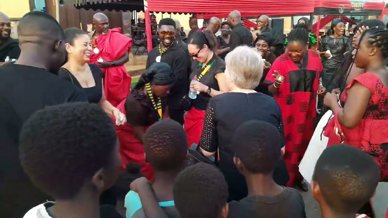 Bessah Simon's and OSIBISA band performs massively at Teddy Osei of OSIBISA fame funeral