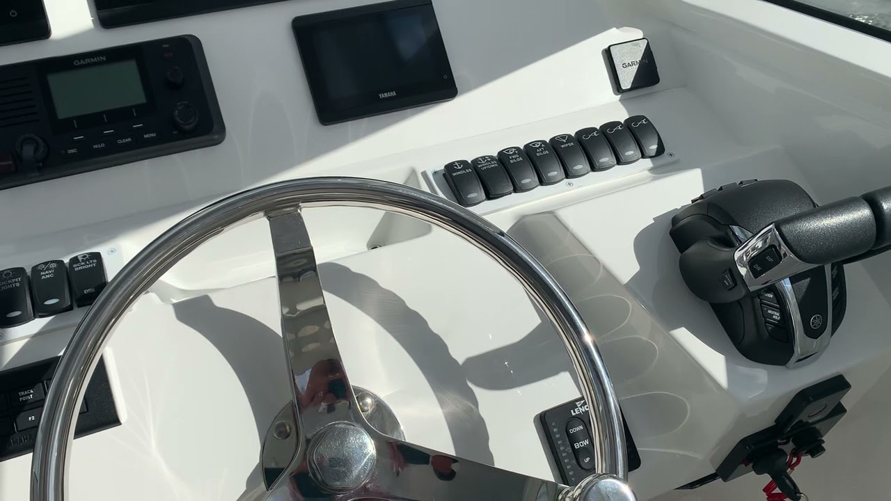 Albemarle 30 Express overview